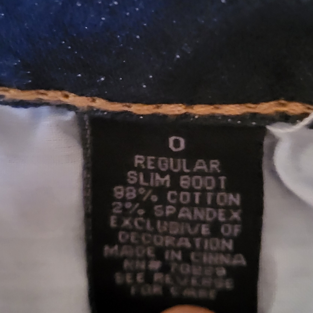 Beautiful Rue 21 Premier Slimboot Jeans With Gold Design, Size 0R. - Picture 7 of 7